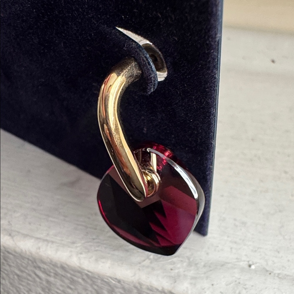 NWT! Swarovski Gold and Red Crystal Earrings - Picture 9 of 12